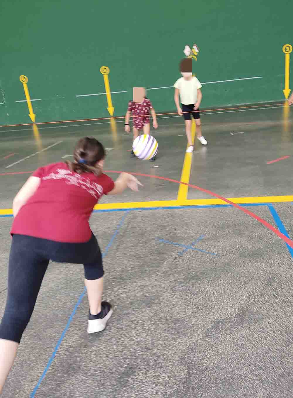 Voleibol subterráneo